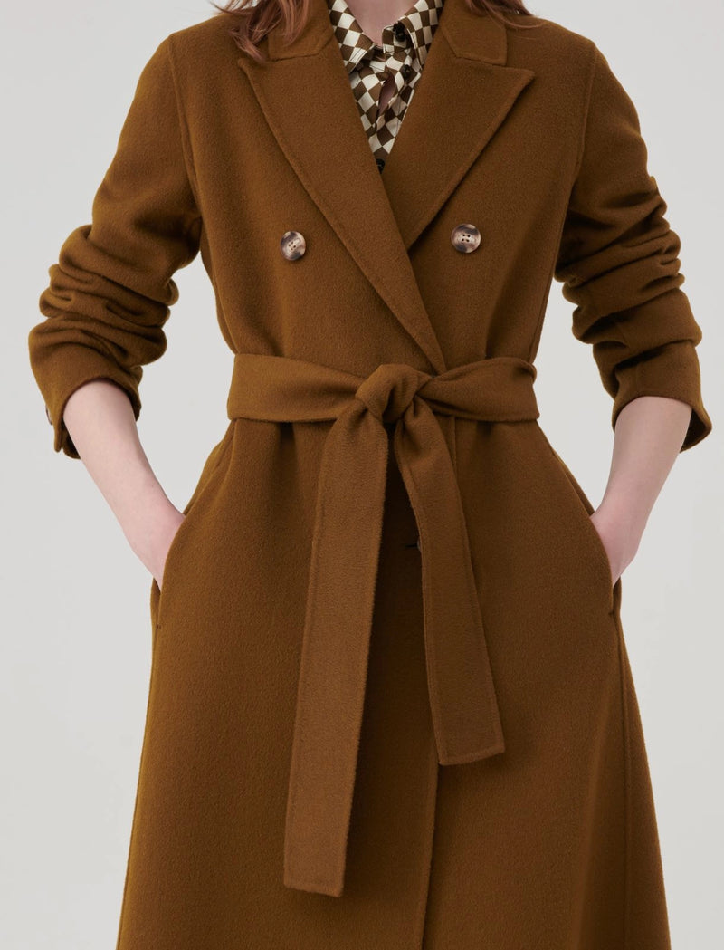 Cappotto con cintura