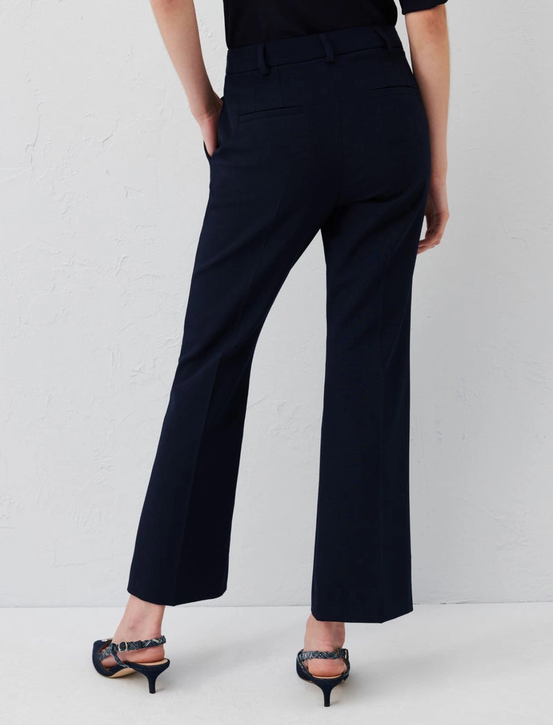 Pantaloni flare