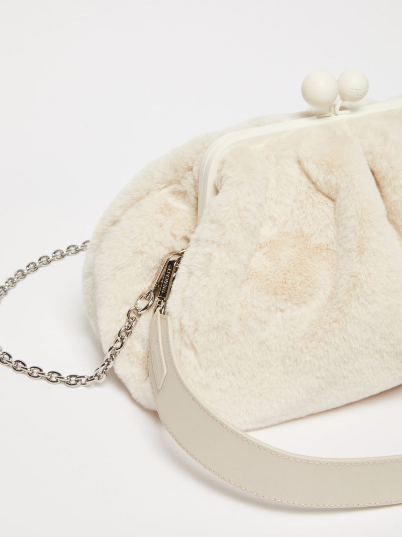 Pasticcino Bag Medium in tessuto extra soft furry WEEKEND MAXMARA